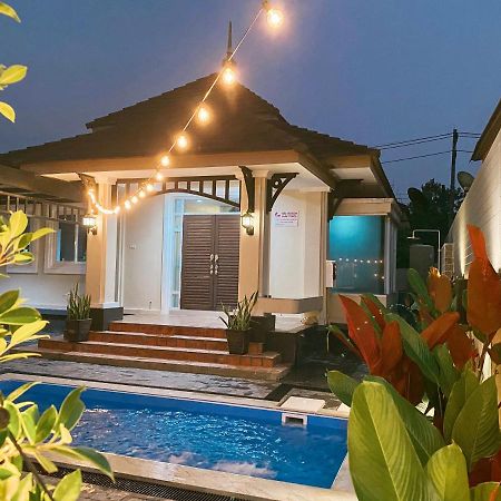 Xent Pool Villa Ranong Bagian luar foto